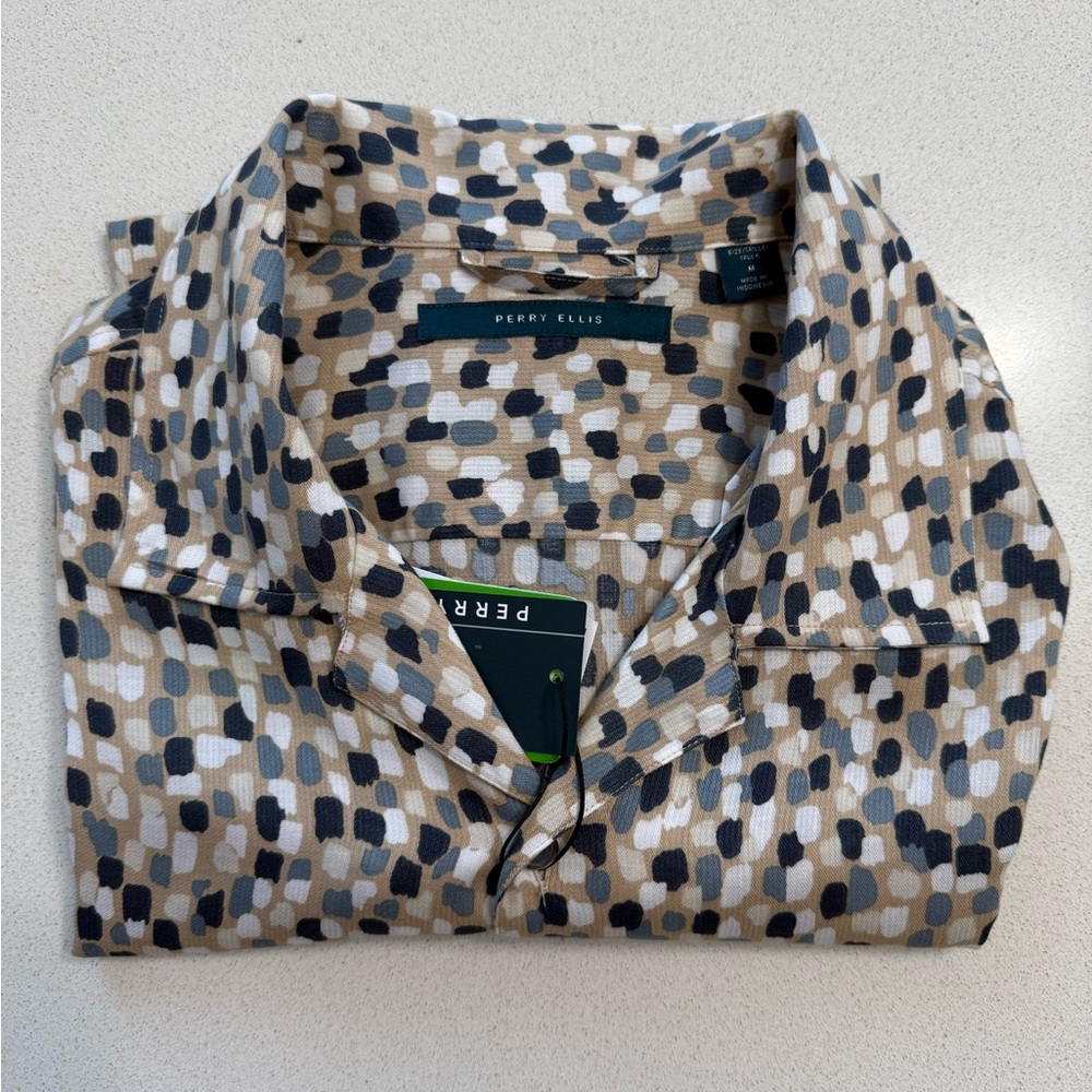 Perry Ellis Men's Geometric Shirt - Black and Cream - Picture 5 of 5